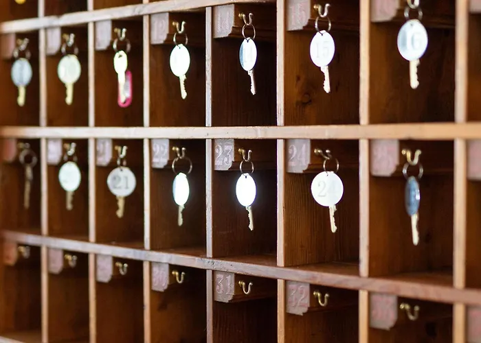 Отель Sporting 3*